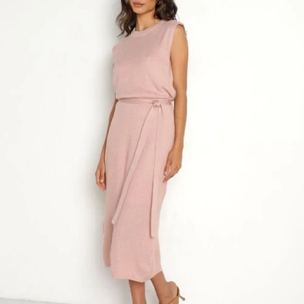 CALLAHAN Knitwear Midi Dress - Picture 3 of 9
